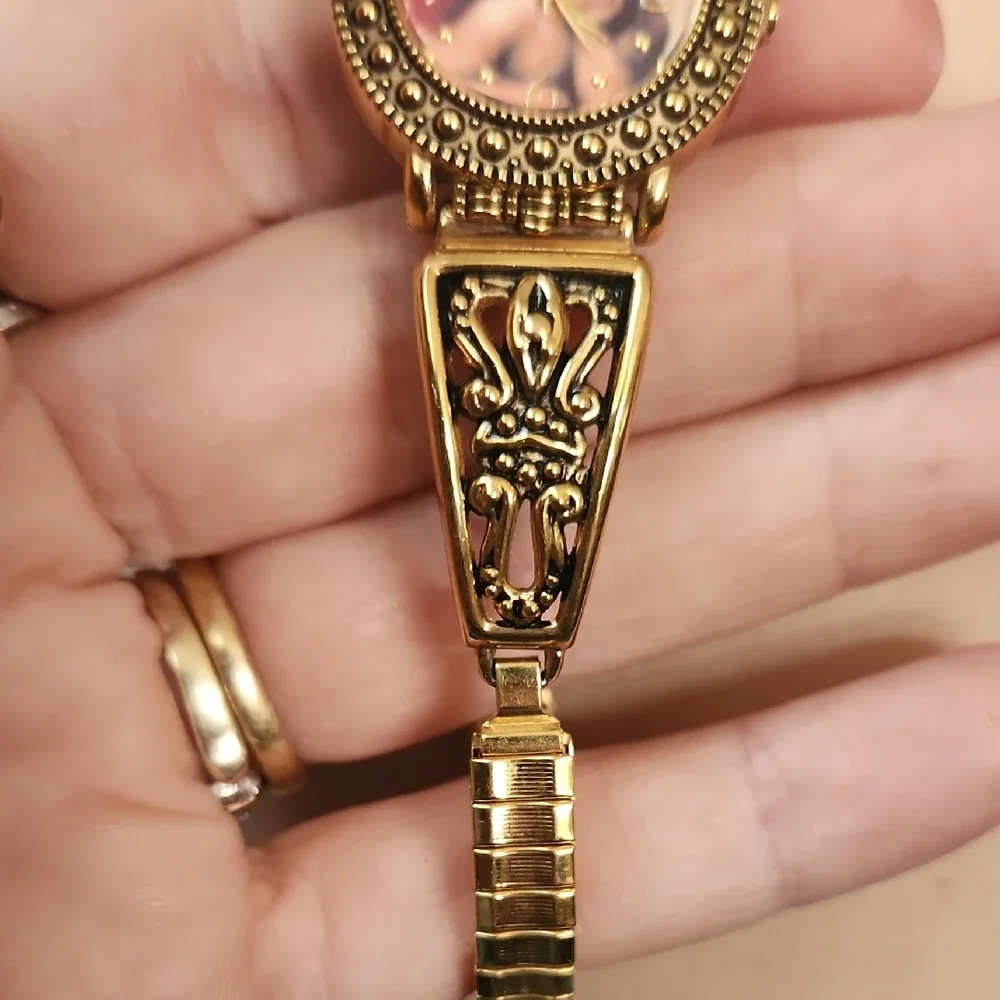 Vintage Seiko Gold Tone Cherub Women's Bracelet Watch‎